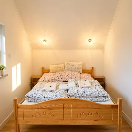Z Balia Pod Debem Apartment Zabrzez